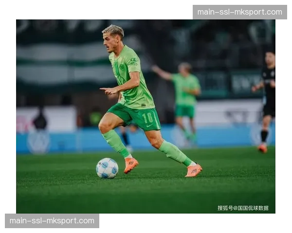 即时战报：弗赖堡前锋绝平，主场1-1战平沃尔夫斯堡