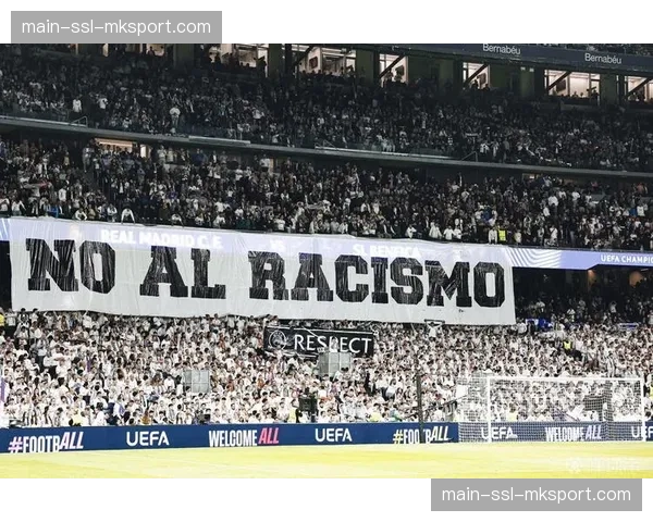 欧足联就欧冠客场球迷门票分配方案与各俱乐部球迷团体进行新一轮磋商。 欧足联就欧冠客场球迷门票分配方案与各俱乐部球迷团体进行新一轮磋商。